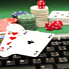Casino Control Commission Says Territory ‘Squandering’ Lifetime Opportunity In Internet Gaming